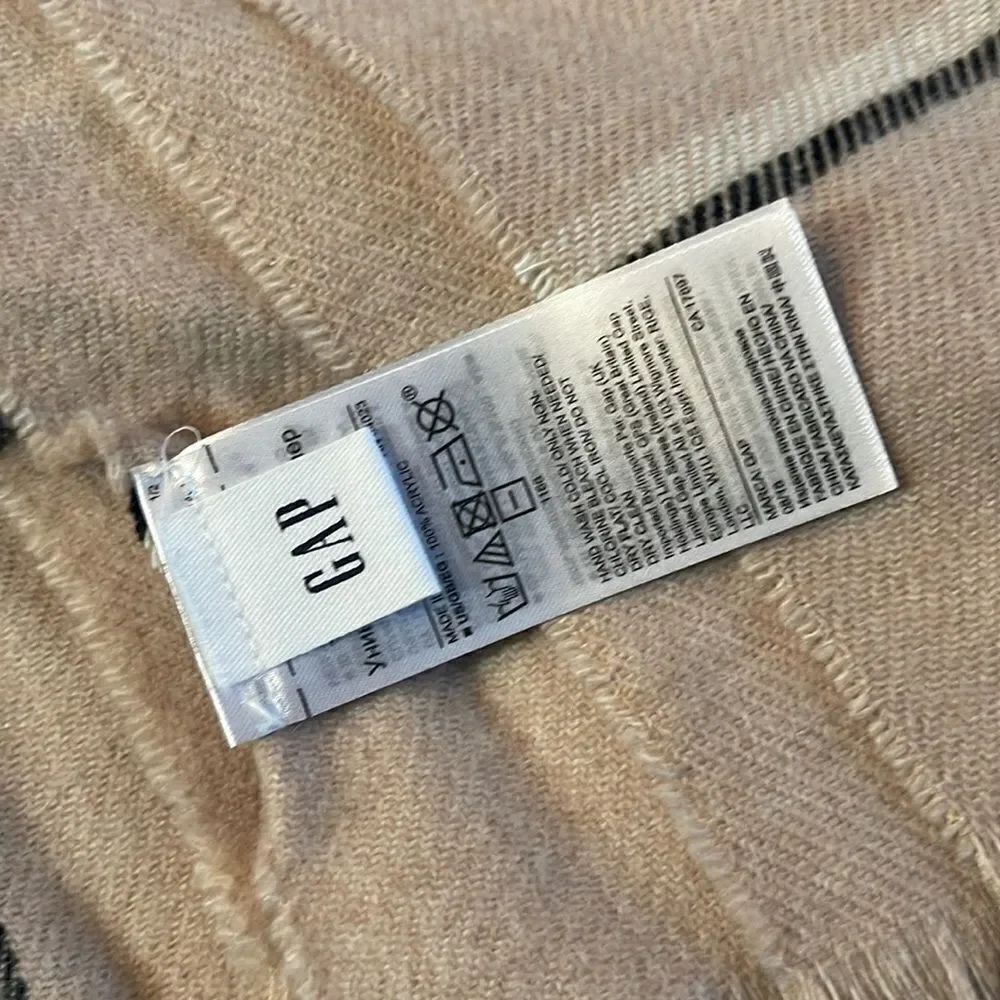 Gap scarf - Picture 3 of 4